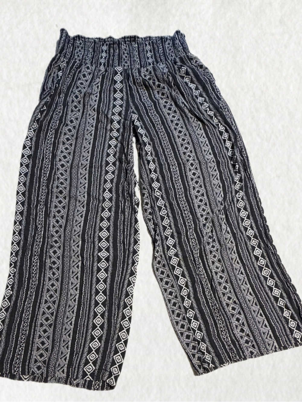 Bohemian artsy palazzo pants wide loose leg baggy oversized Lagenlook elastic